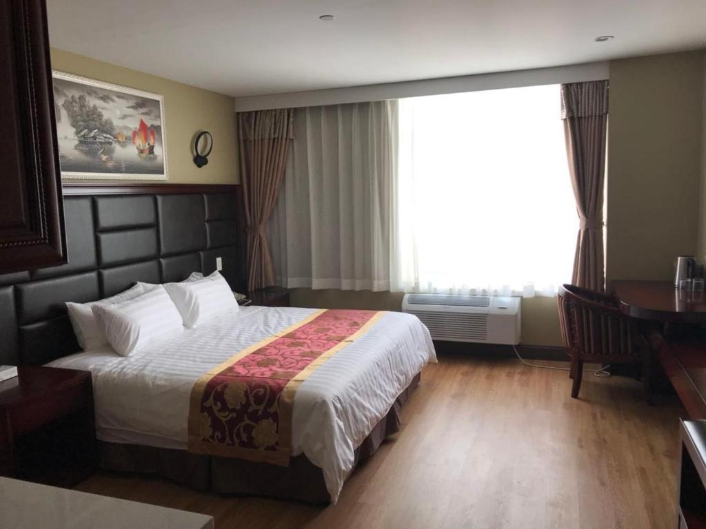 هتل کویینز کندی